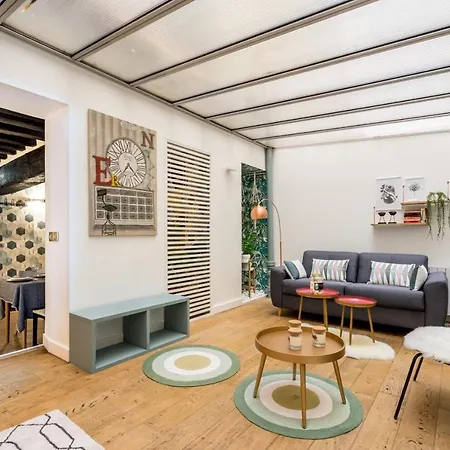 Chic Avec Patio - 2br 6p - Le Marais