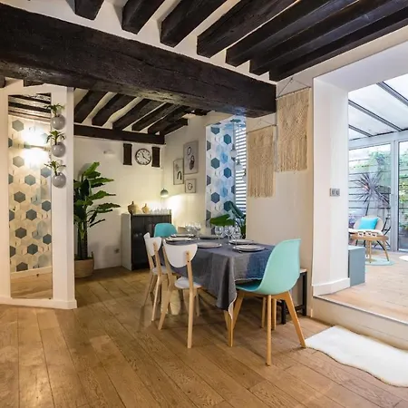 Apartmán Chic Avec Patio - 2br 6p - Le Marais