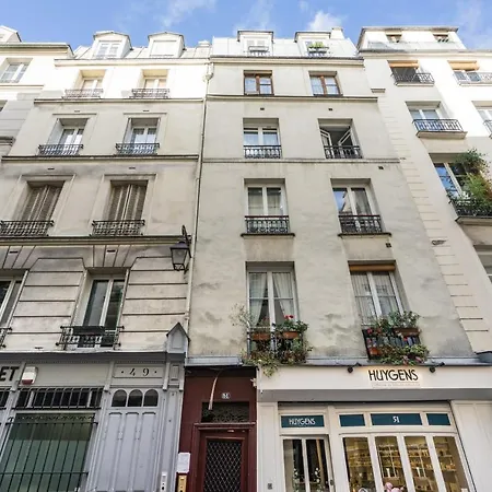 Apartmán Chic Avec Patio - 2br 6p - Le Marais *